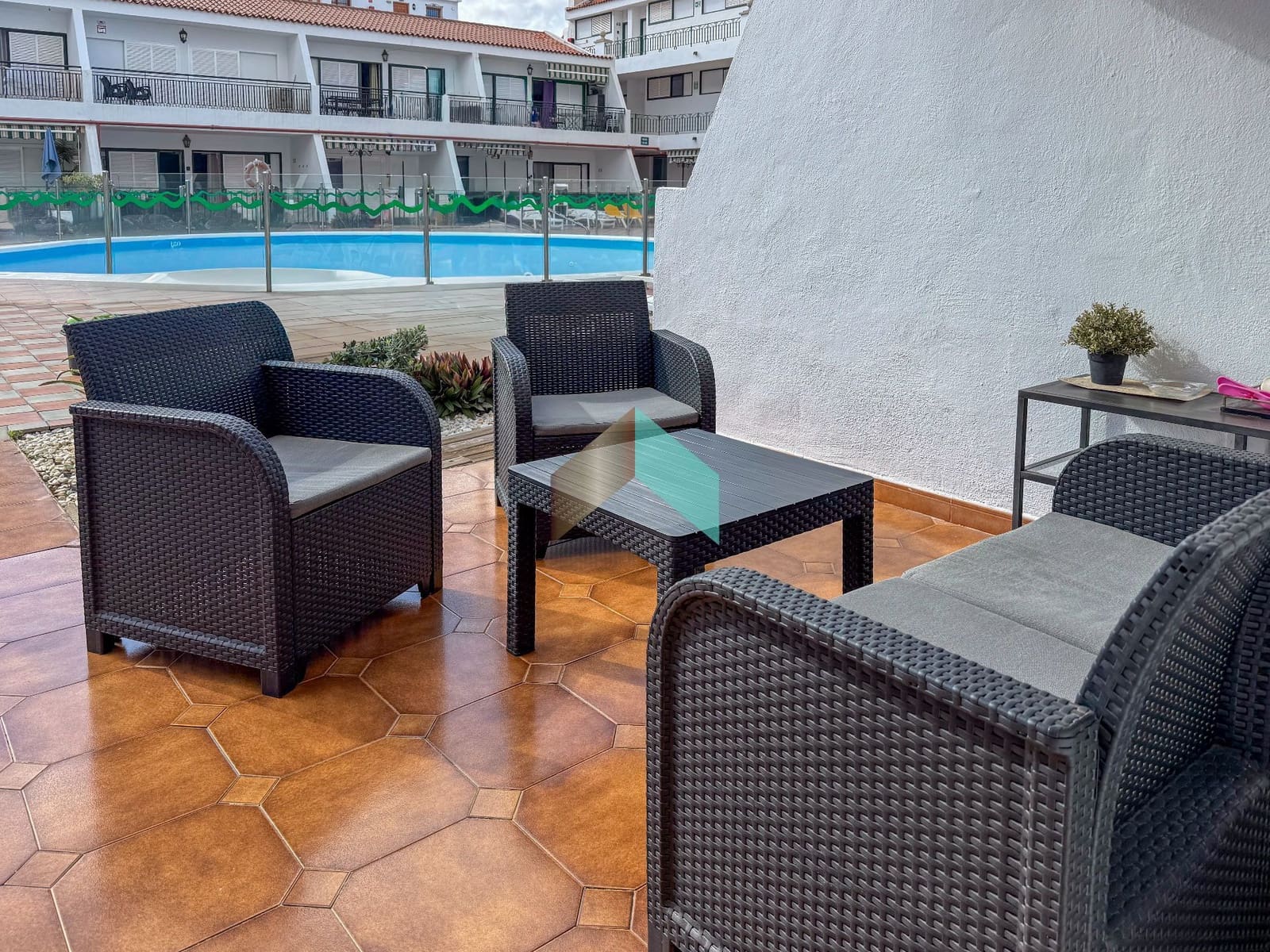 Studio te koop in Arona met zwembad - € 220.500 (Ref: 9406274)