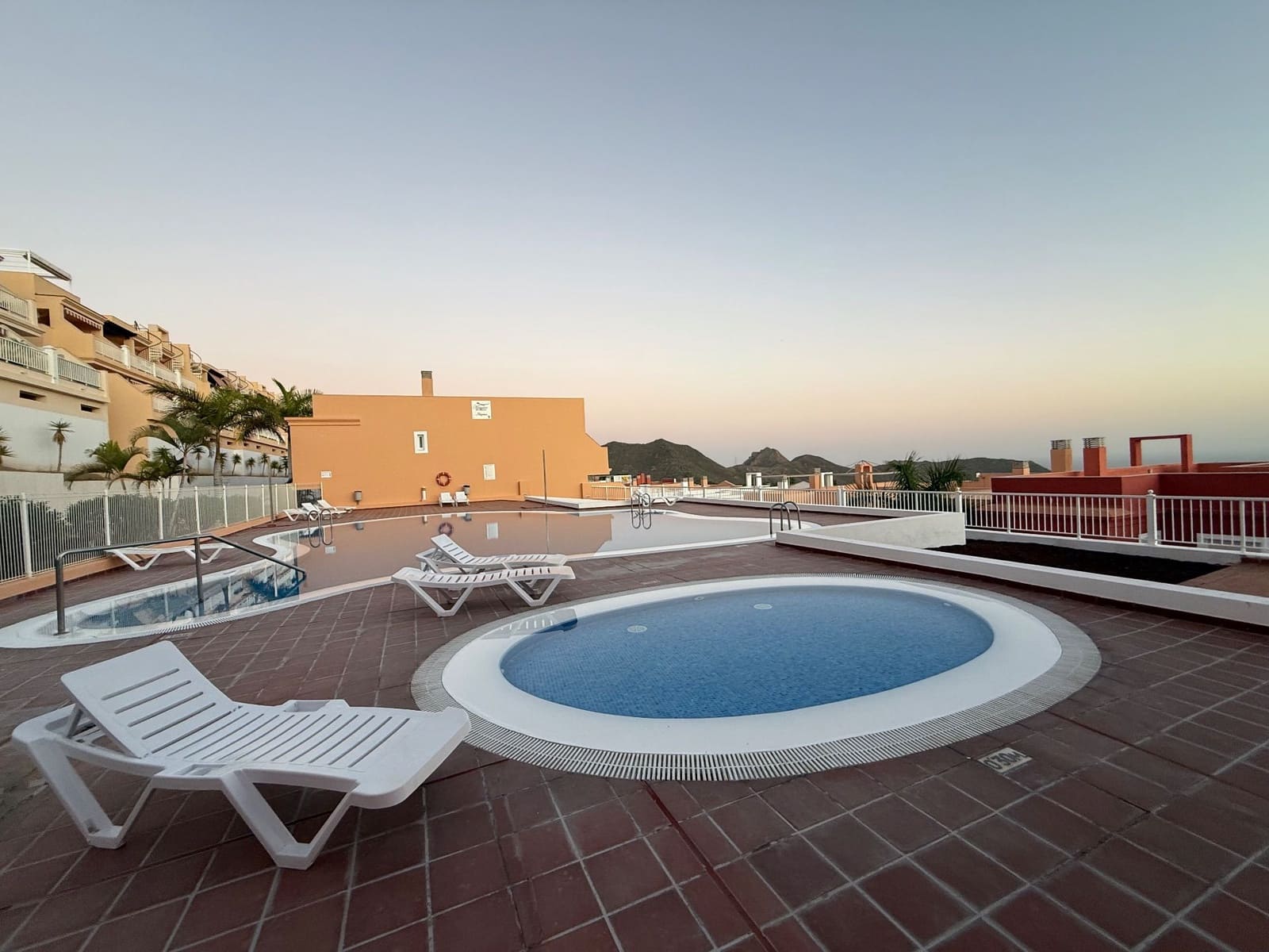 1 slaapkamer Flat te koop in Chayofa met zwembad - € 299.000 (Ref: 9429526)