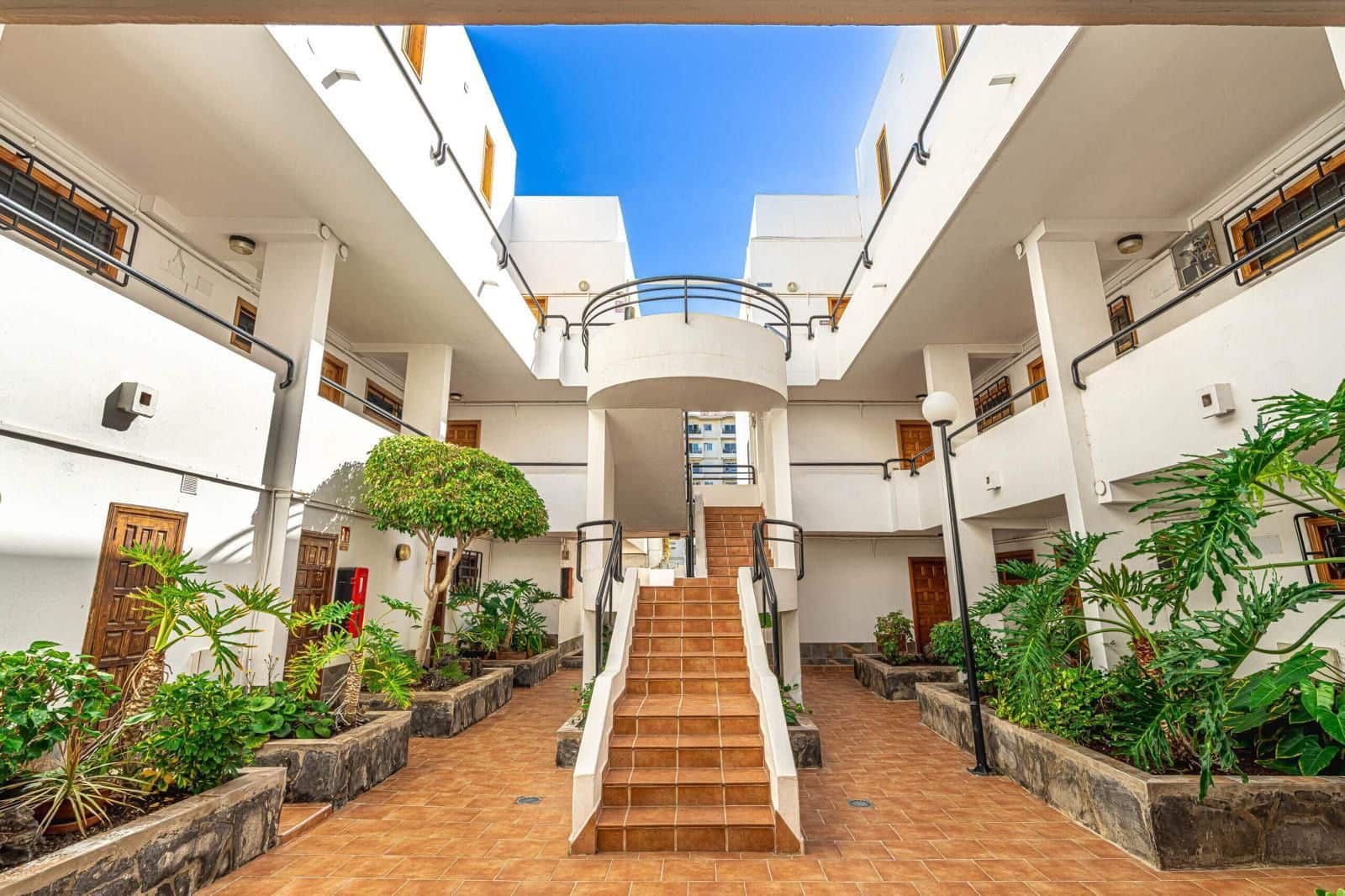 1 slaapkamer Huis te koop in Los Cristianos met zwembad - € 335.000 (Ref: 9433102)