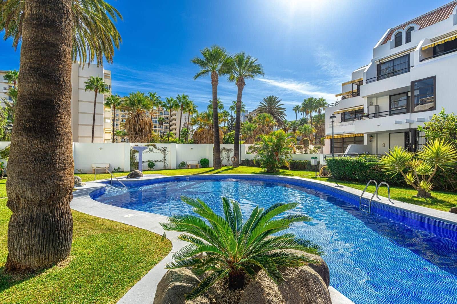 1 slaapkamer Huis te koop in Los Cristianos met zwembad - € 335.000 (Ref: 9433102)