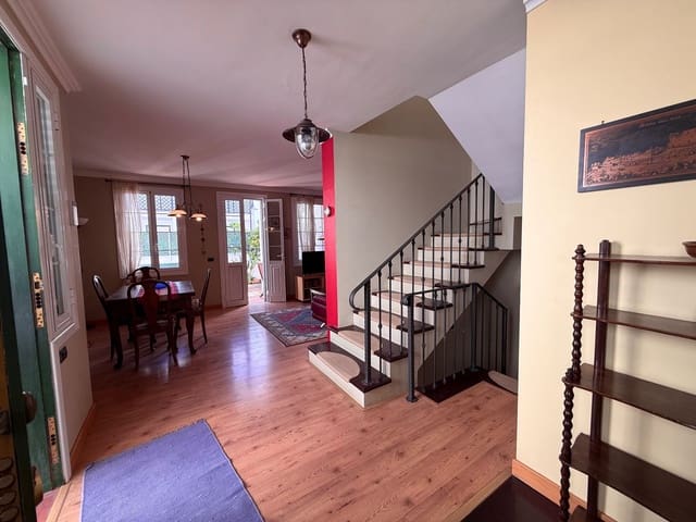 2 chambre Villa/Maison Semi-Mitoyenne à vendre à Arico avec garage - 375 000 € (Ref: 9452728)