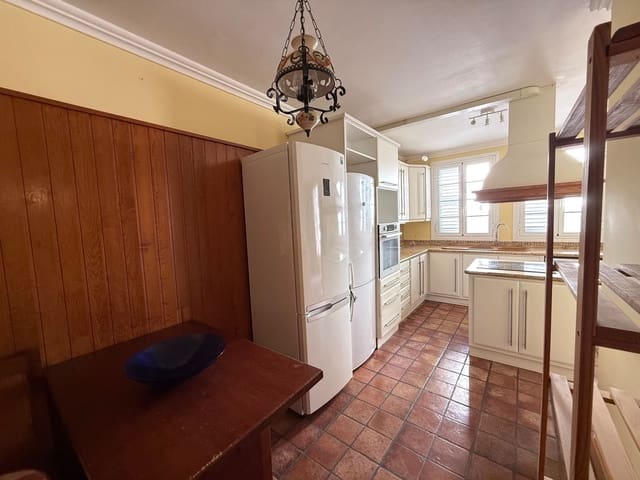 2 chambre Villa/Maison Semi-Mitoyenne à vendre à Arico avec garage - 375 000 € (Ref: 9452728)