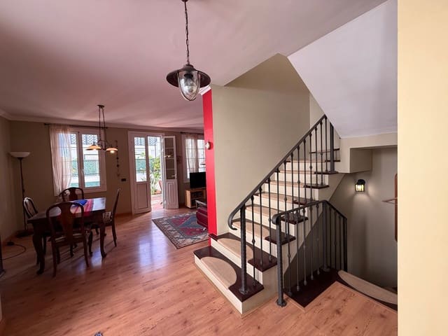 2 chambre Villa/Maison Semi-Mitoyenne à vendre à Arico avec garage - 375 000 € (Ref: 9452728)