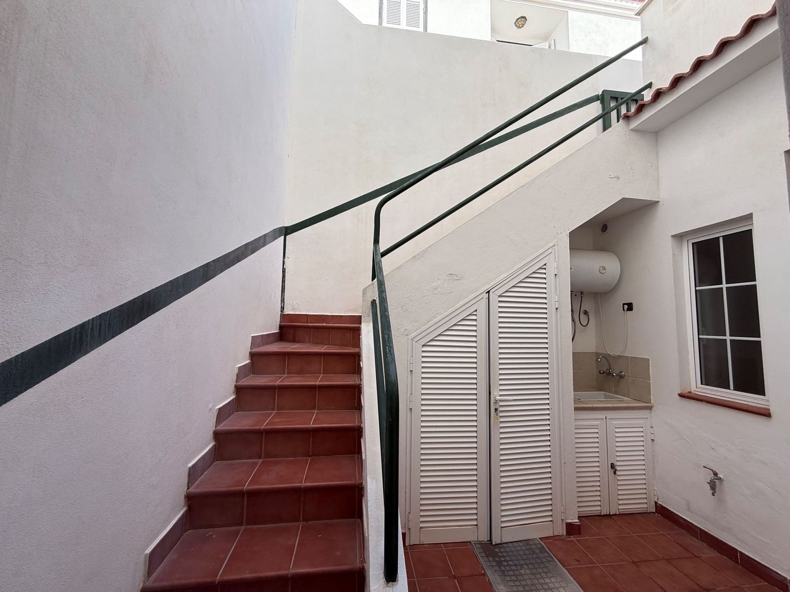 2 makuuhuone Paritalo myytävänä paikassa Arico mukana 
autotalli - 375 000 € (Ref: 9452728)