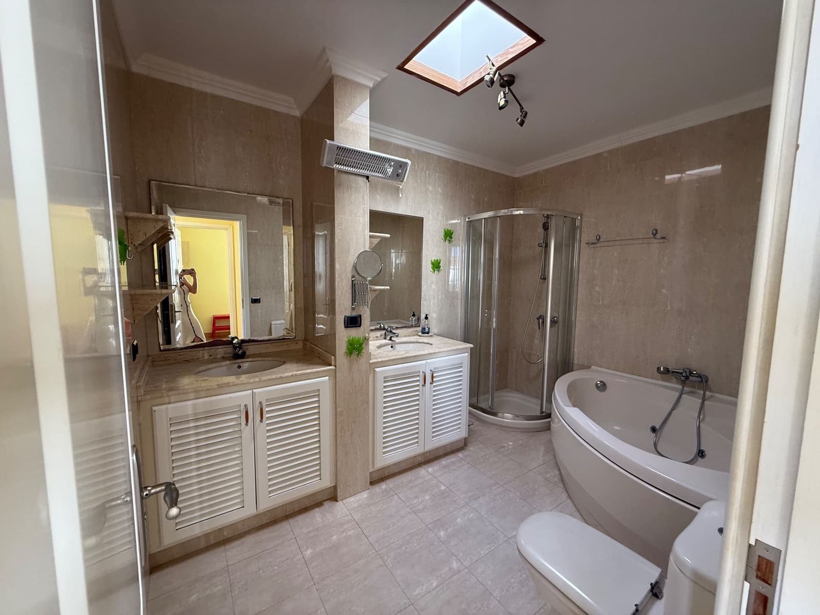 2 makuuhuone Paritalo myytävänä paikassa Arico mukana 
autotalli - 375 000 € (Ref: 9452728)