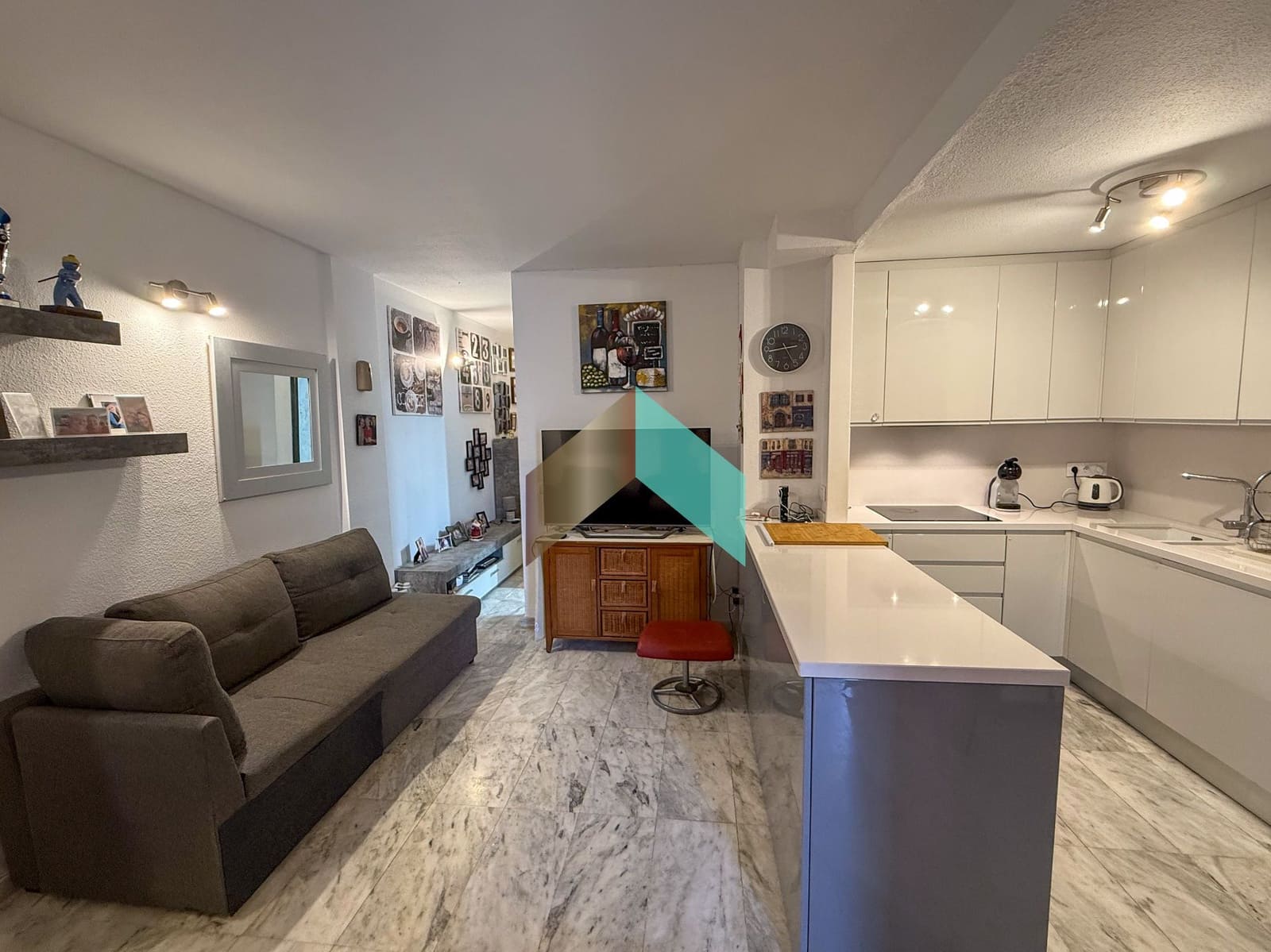 Apartamento de 1 habitación en Los Cristianos en venta con piscina - 315.000 € (Ref: 9470807)