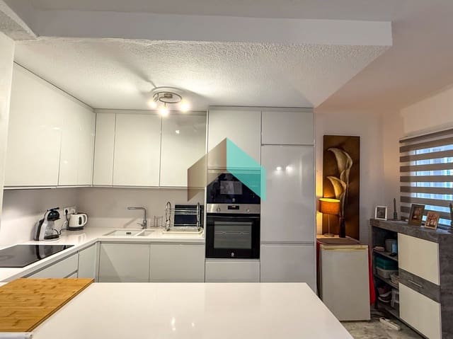 1 camera da letto Appartamento in vendita in Los Cristianos, Arona con piscina - 315.000 € (Rif: 9470807)