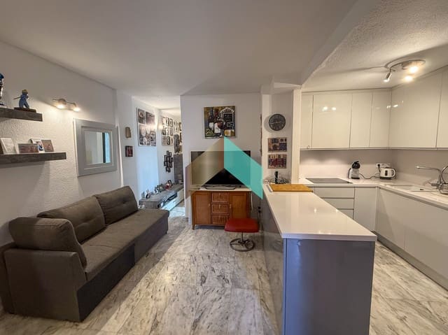 1 camera da letto Appartamento in vendita in Los Cristianos, Arona con piscina - 315.000 € (Rif: 9470807)