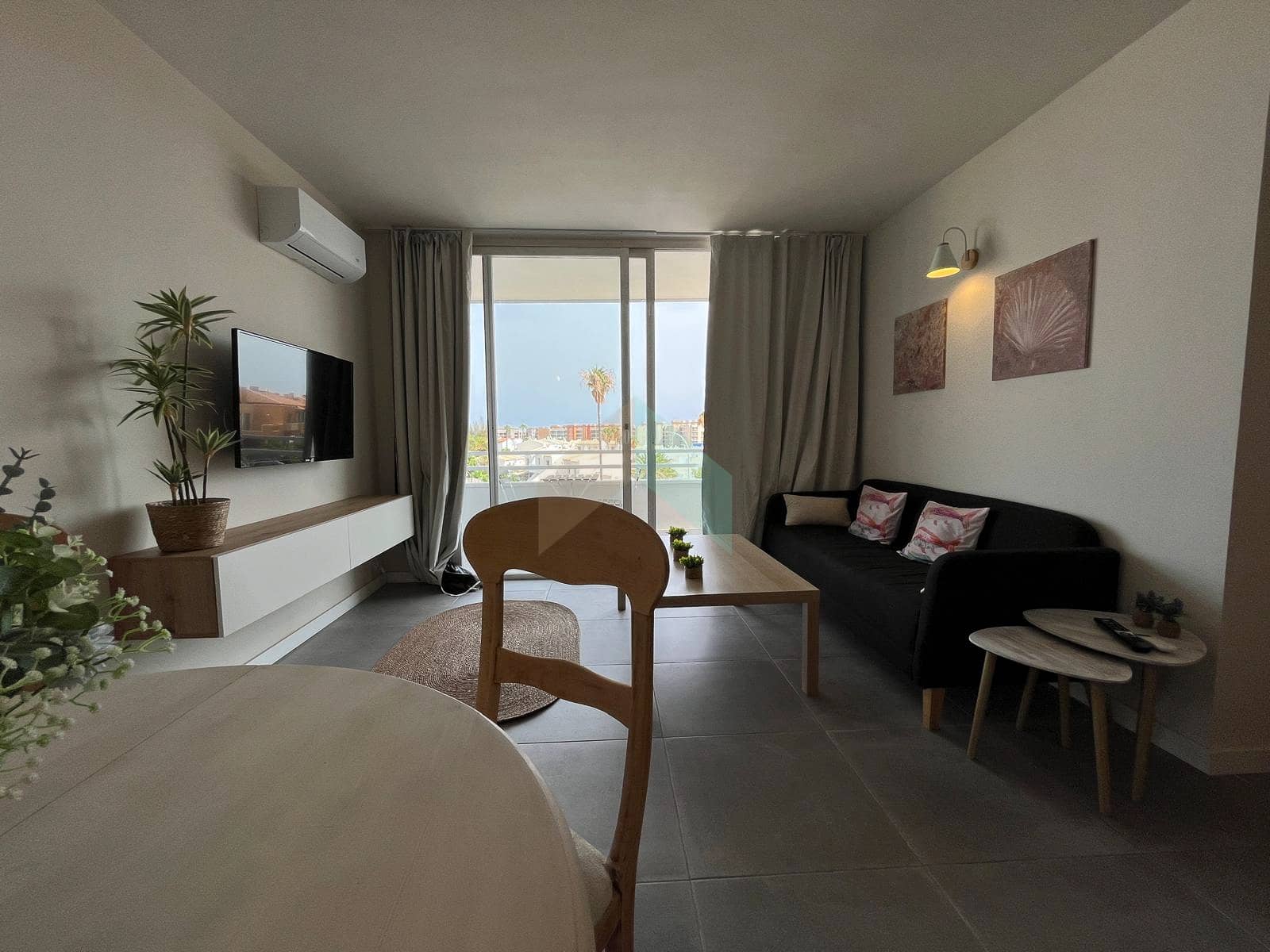 Yksiö myytävänä paikassa Golf del Sur mukana uima-altaan - 178 000 € (Ref: 9470808)