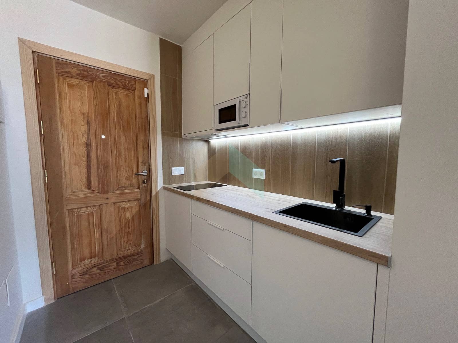 Yksiö myytävänä paikassa Golf del Sur mukana uima-altaan - 178 000 € (Ref: 9470808)