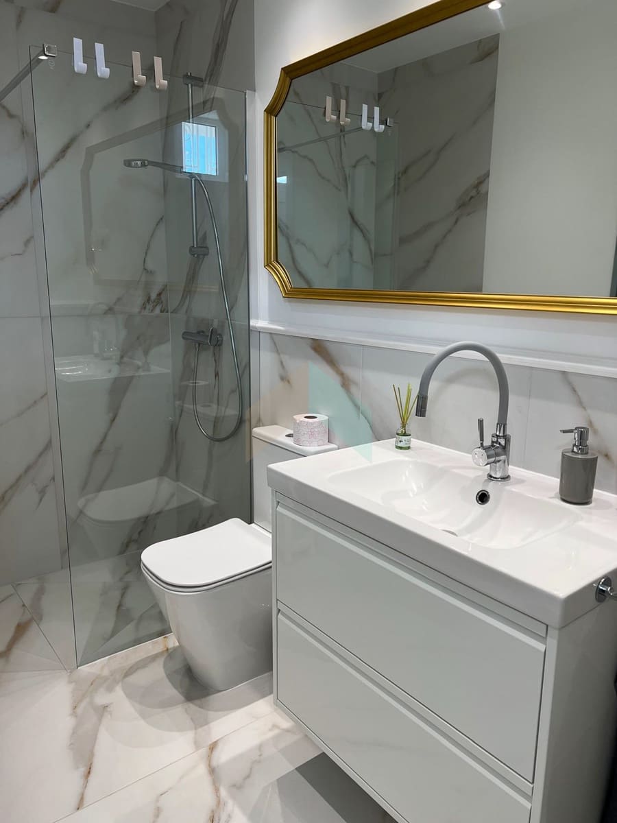 1 slaapkamer Appartement te koop in Costa del Silencio met zwembad garage - € 196.000 (Ref: 9470809)