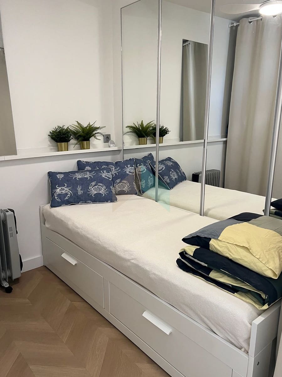 1 slaapkamer Appartement te koop in Costa del Silencio met zwembad garage - € 196.000 (Ref: 9470809)