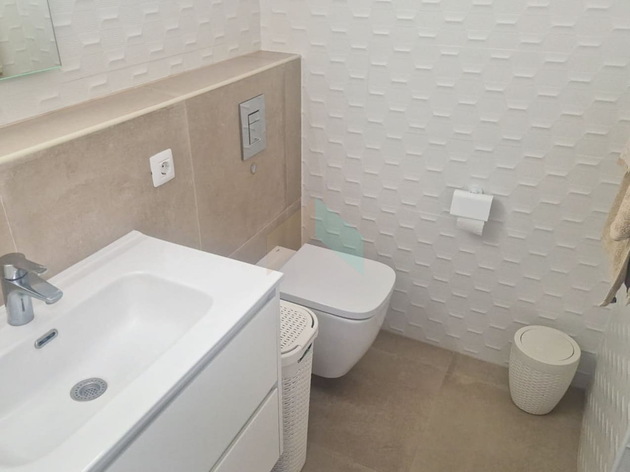 2 bedroom Apartment for sale in Santa Cruz de Tenerife - € 195,000 (Ref: 9491101)