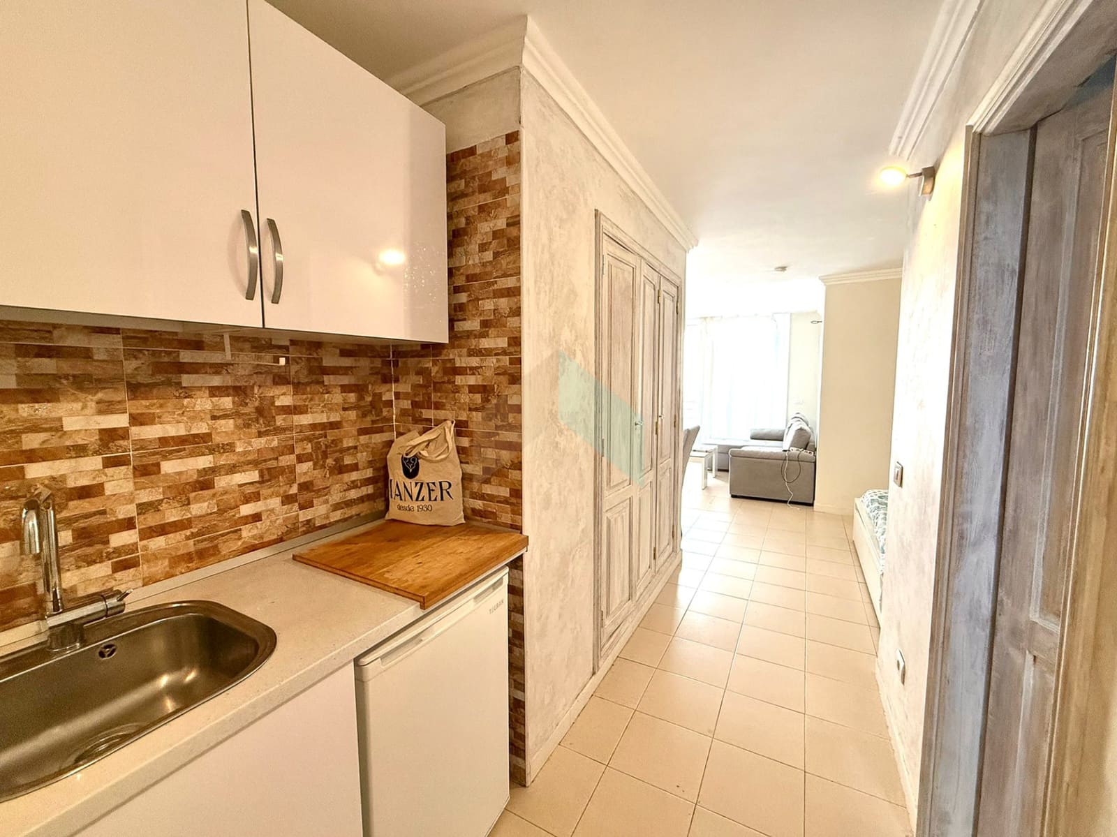 Studio til salgs i Golf del Sur med svømmebasseng - € 165 000 (Ref: 9518471)