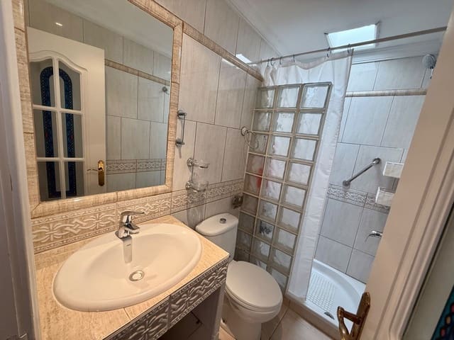 2 chambre Appartement à vendre à Los Gigantes, Santiago del Teide - 250 000 € (Ref: 9518472)