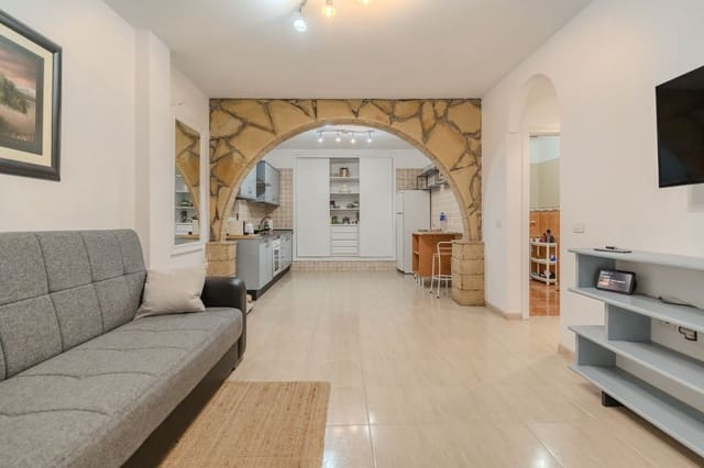 2 sovrum Lägenhet till salu i Buzanada, Arona med garage - 255 000 € (Ref: 9537237)