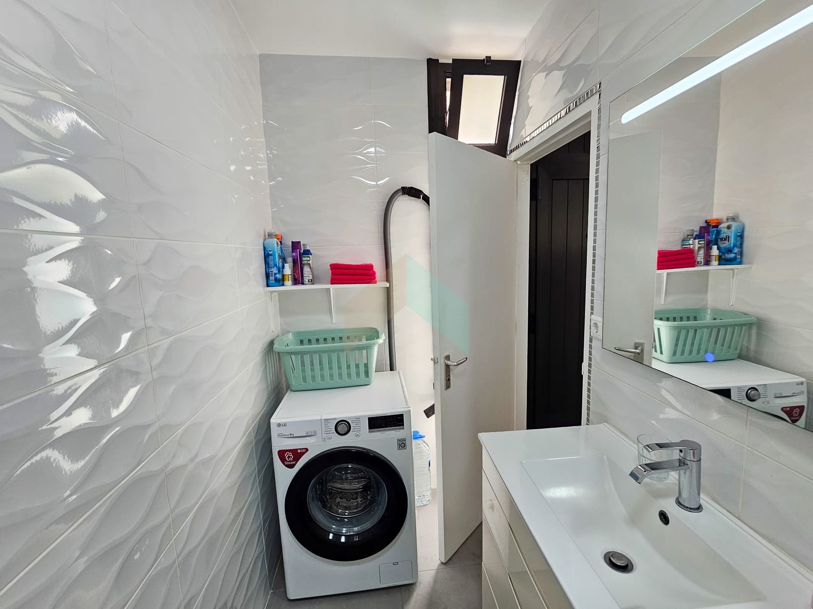 Apartamento de 1 habitación en Costa del Silencio en venta con piscina garaje - 185.000 € (Ref: 9550852)