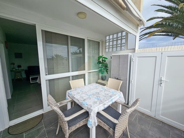 Apartamento de 1 habitación en Costa del Silencio, Arona en venta con piscina garaje - 185.000 € (Ref: 9550852)