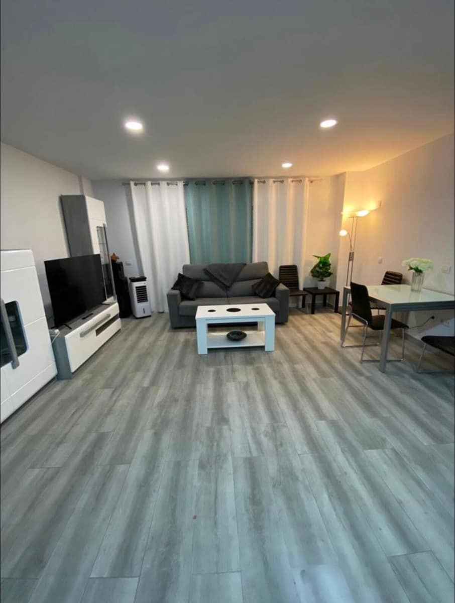 2 soveværelse Lejlighed til salg i Las Chafiras (San Miguel) med swimmingpool garage - € 230.000 (Ref: 9594698)