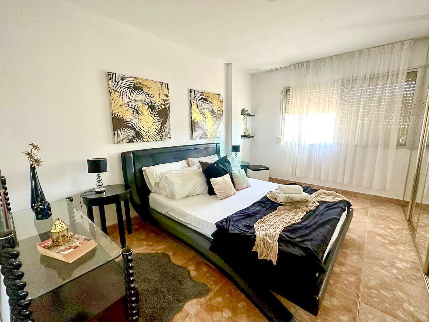 2 quarto Apartamento para venda em Los Cristianos com piscina - 450 000 € (Ref: 9665953)