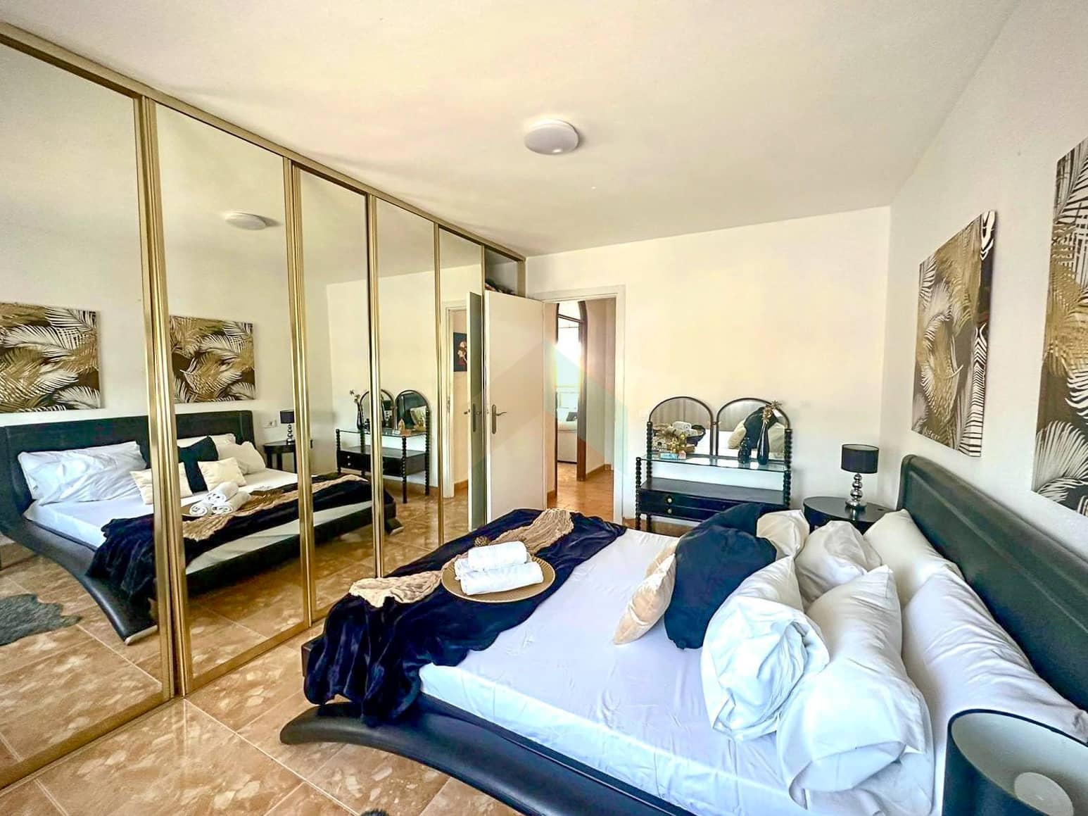 2 quarto Apartamento para venda em Los Cristianos com piscina - 450 000 € (Ref: 9665953)