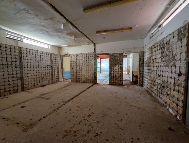 Commerciale in vendita in Costa del Silencio, Arona - 185.000 € (Rif: 9665955)