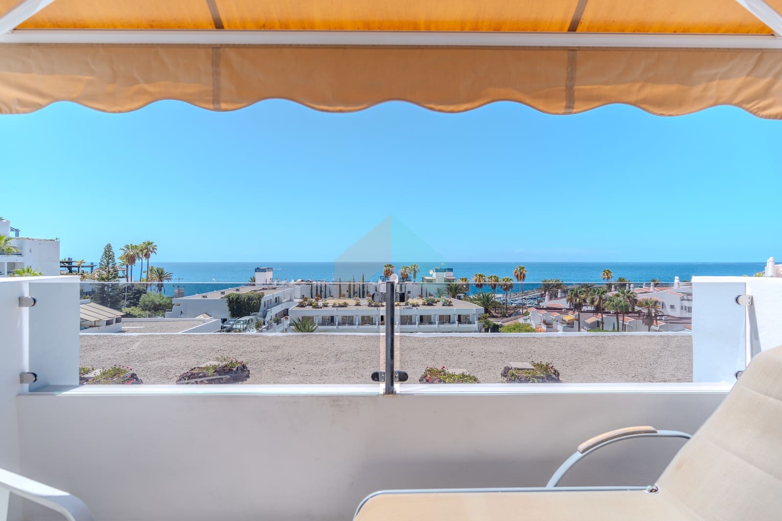 Estúdio para venda em Costa Adeje com piscina - 350 000 € (Ref: 9665956)