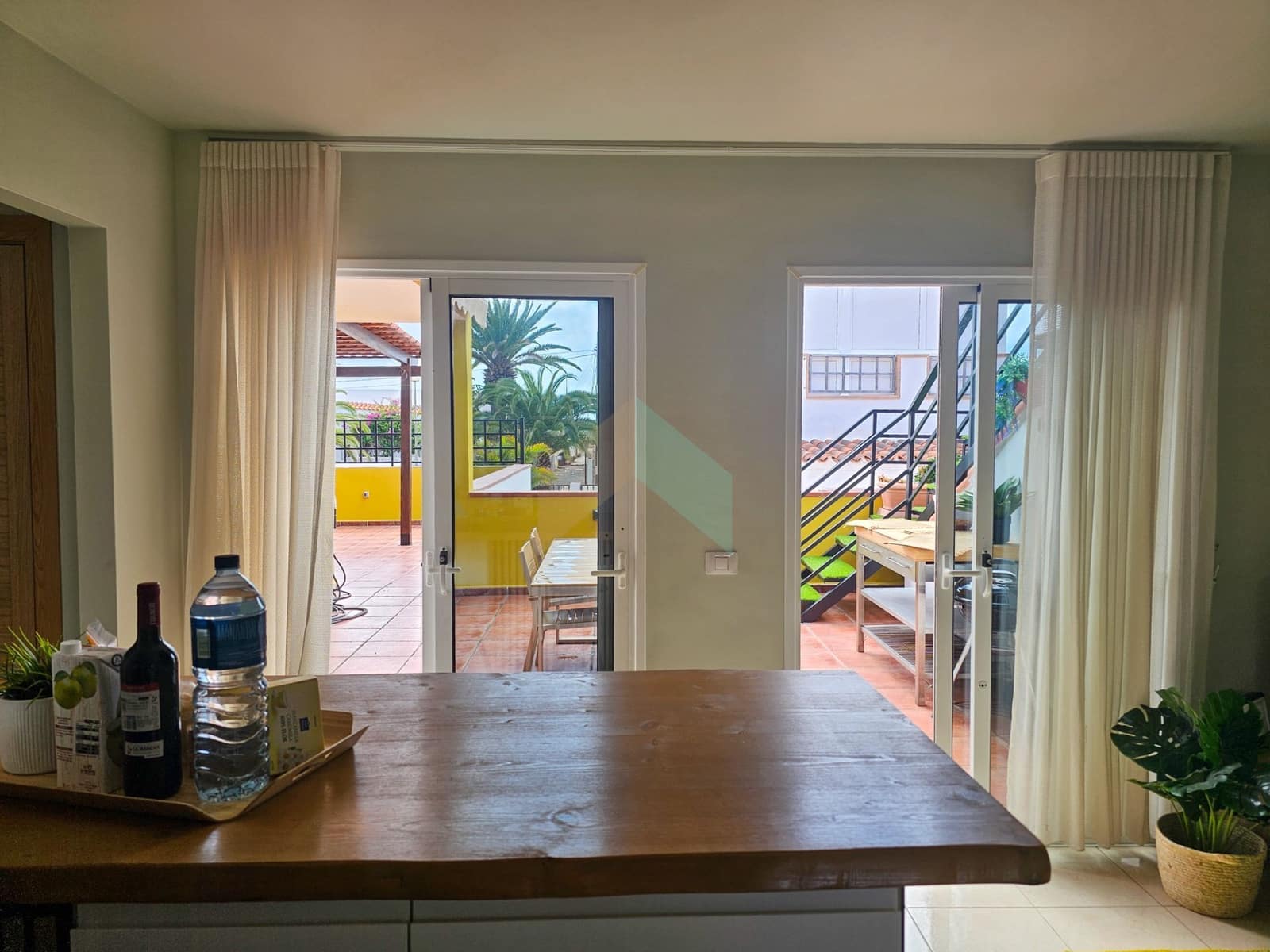 2 slaapkamer Appartement te koop in Palm-Mar met zwembad garage - € 445.000 (Ref: 9738001)