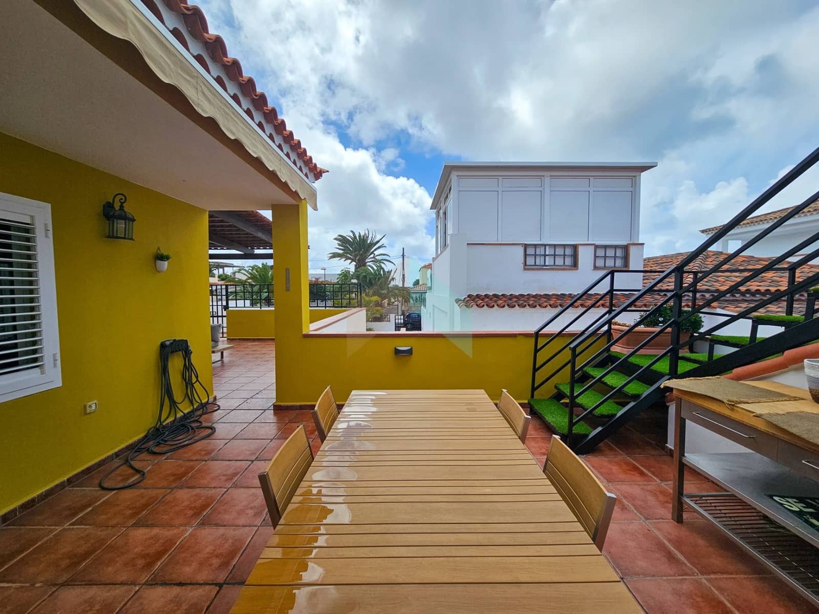 2 slaapkamer Appartement te koop in Palm-Mar met zwembad garage - € 445.000 (Ref: 9738001)