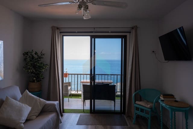 1 sypialnia Apartament na sprzedaż w Puerto Santiago, Santiago del Teide z basenem garażem - 278 250 € (Ref: 9741504)