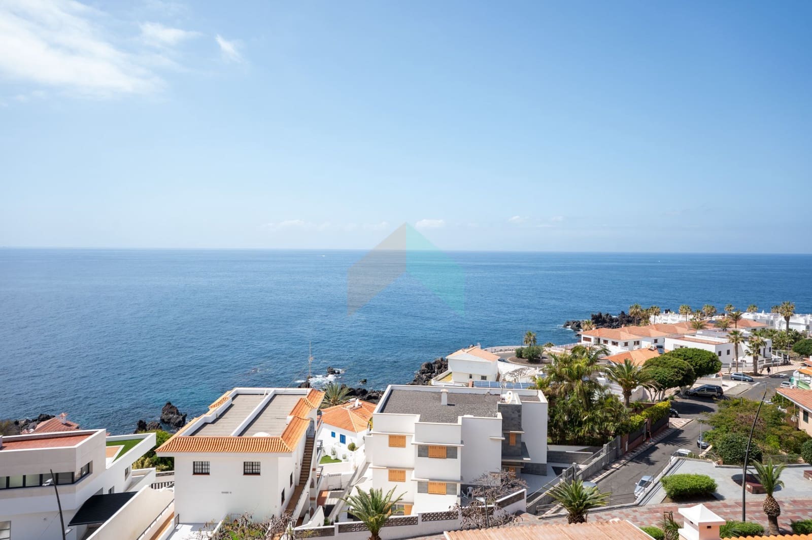 1 bedroom Apartment for sale in Puerto Santiago with pool garage - € 278,250 (Ref: 9741504)