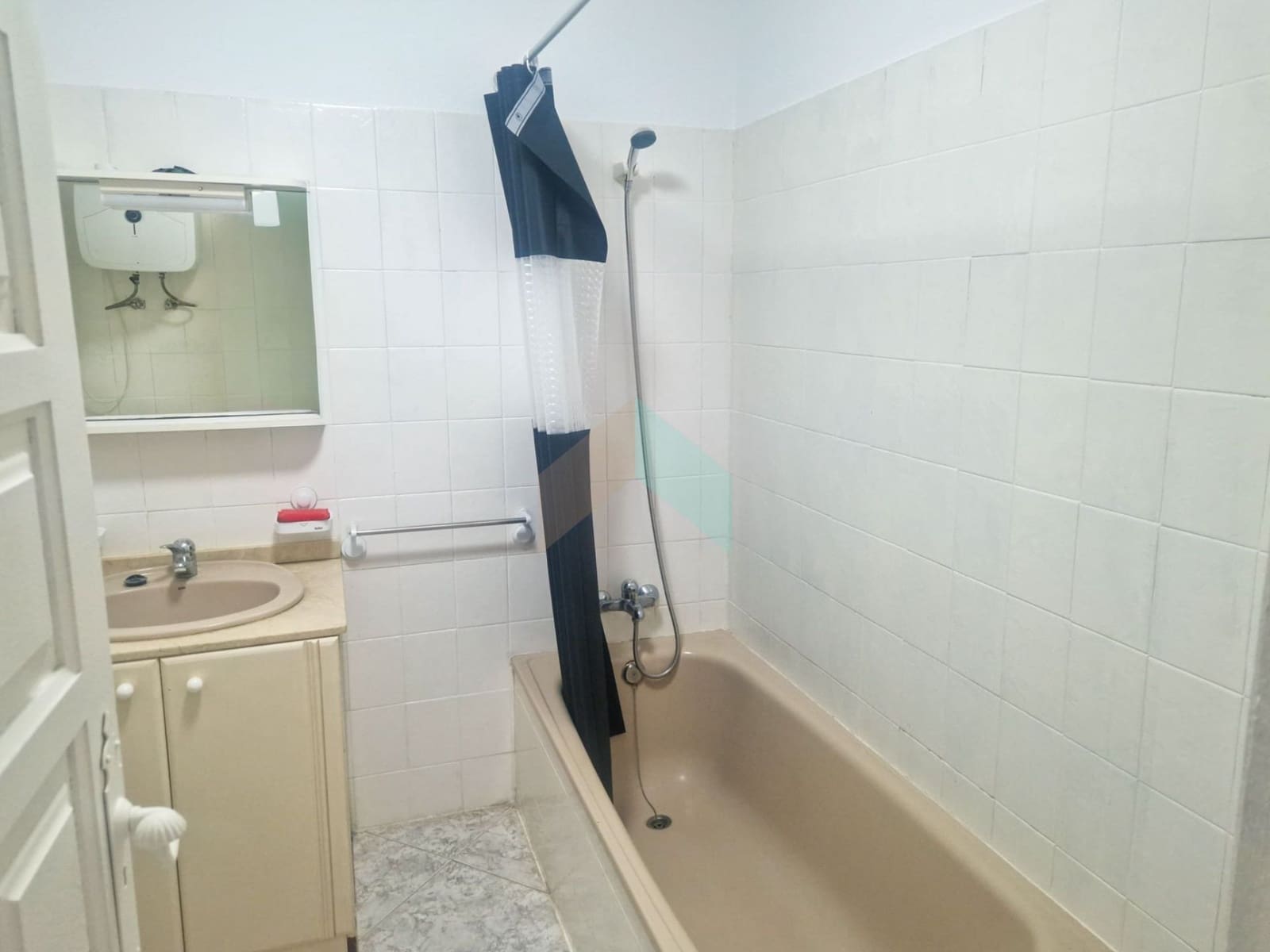 1 Zimmer Apartment zu verkaufen in Costa del Silencio mit Pool Garage - 210.000 € (Ref: 9780131)