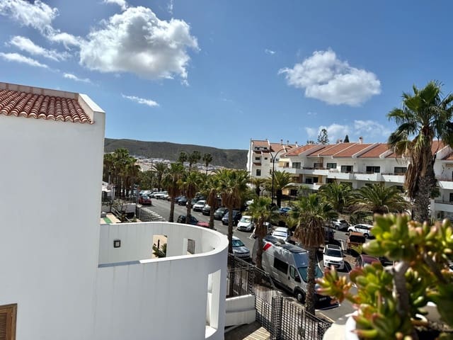 1 soveværelse Lejlighed til salg i Los Cristianos, Arona med swimmingpool - € 230.000 (Ref: 9790280)