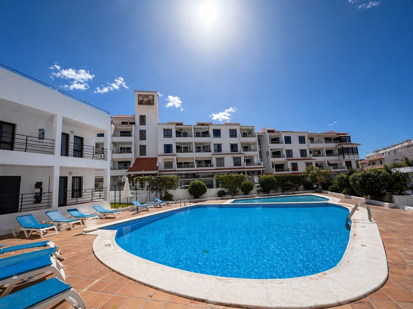 1 bedroom Apartment for sale in Los Cristianos with pool - € 230,000 (Ref: 9790280)