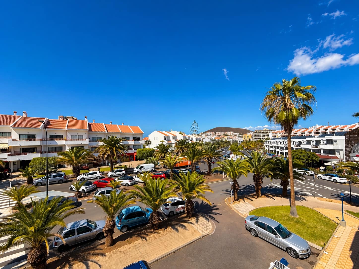 1 bedroom Apartment for sale in Los Cristianos with pool - € 230,000 (Ref: 9790280)