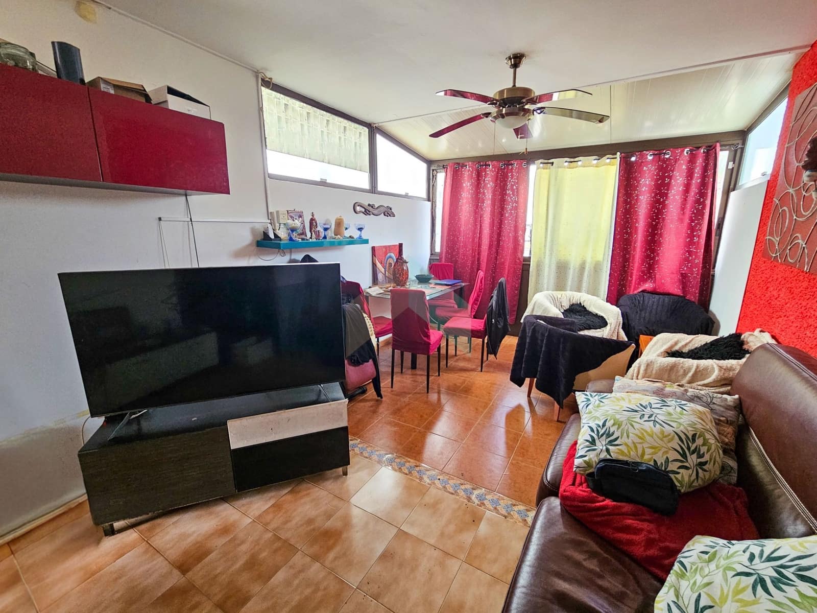 Studio til salgs i Costa del Silencio med svømmebasseng garasje - € 149 000 (Ref: 9796538)