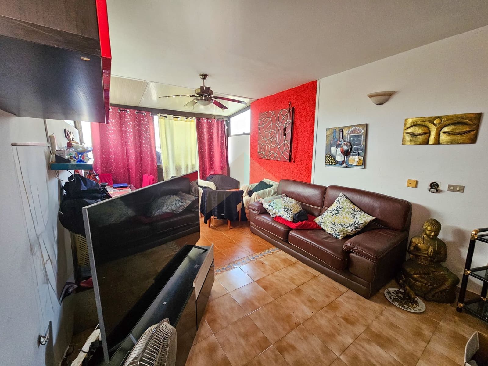 Studio til salgs i Costa del Silencio med svømmebasseng garasje - € 149 000 (Ref: 9796538)