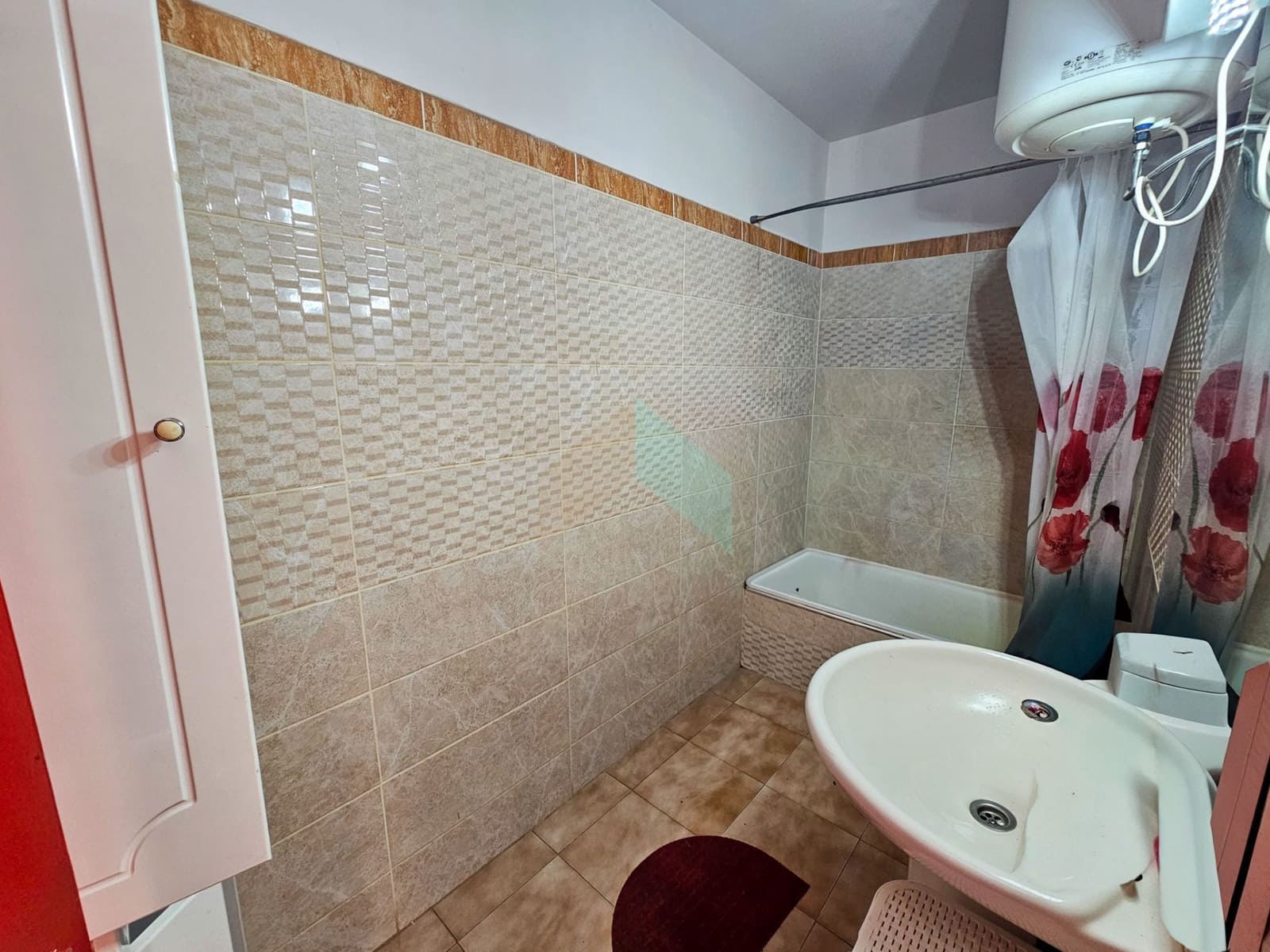 Studio til salgs i Costa del Silencio med svømmebasseng garasje - € 149 000 (Ref: 9796538)