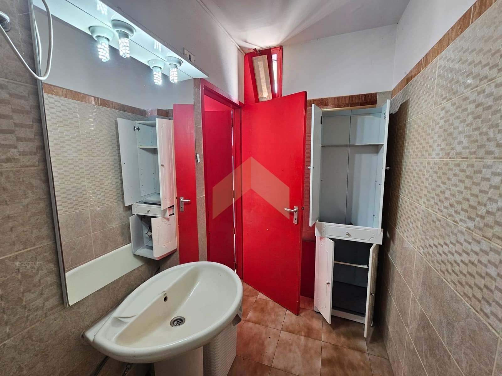 Studio til salgs i Costa del Silencio med svømmebasseng garasje - € 149 000 (Ref: 9796538)