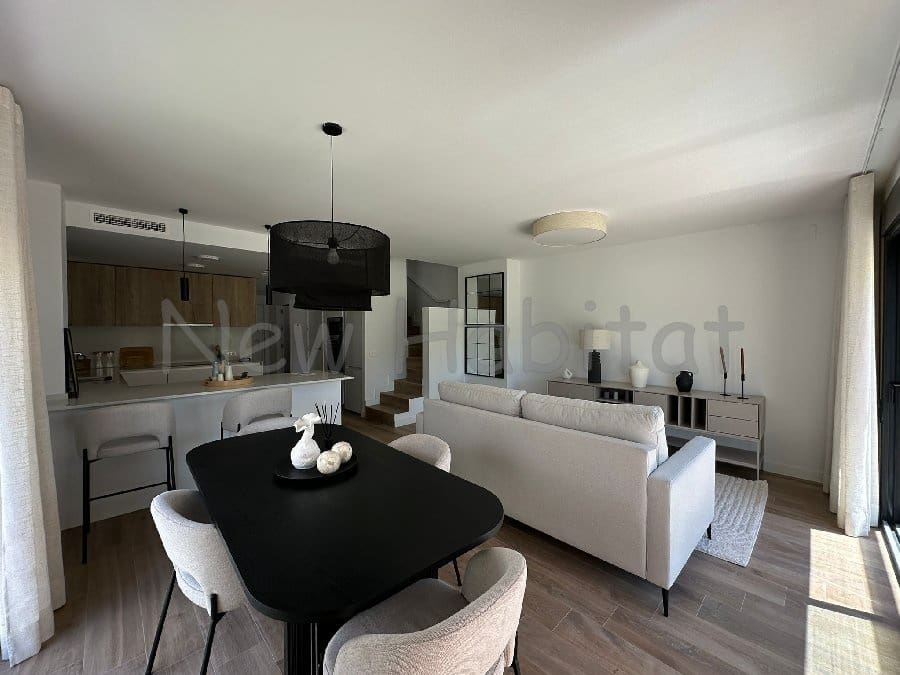 4 camera da letto Villetta Bifamiliare da affittare in Castello de la Plana con garage - 4.000 € (Rif: 9952869)