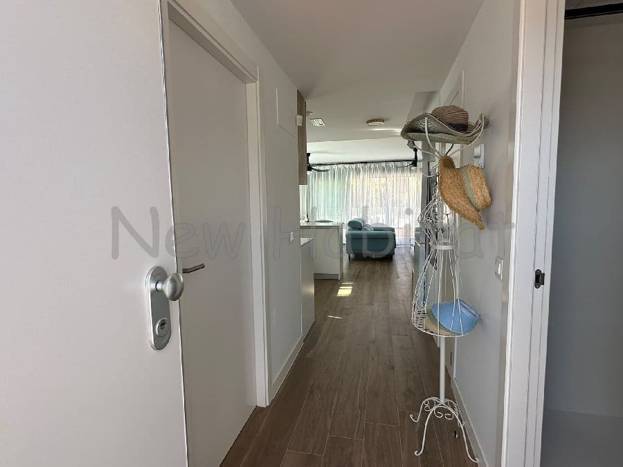 4 soverom Kjedet enebolig til leie i Castello de la Plana med svømmebasseng garasje - € 2 500 (Ref: 9952869)