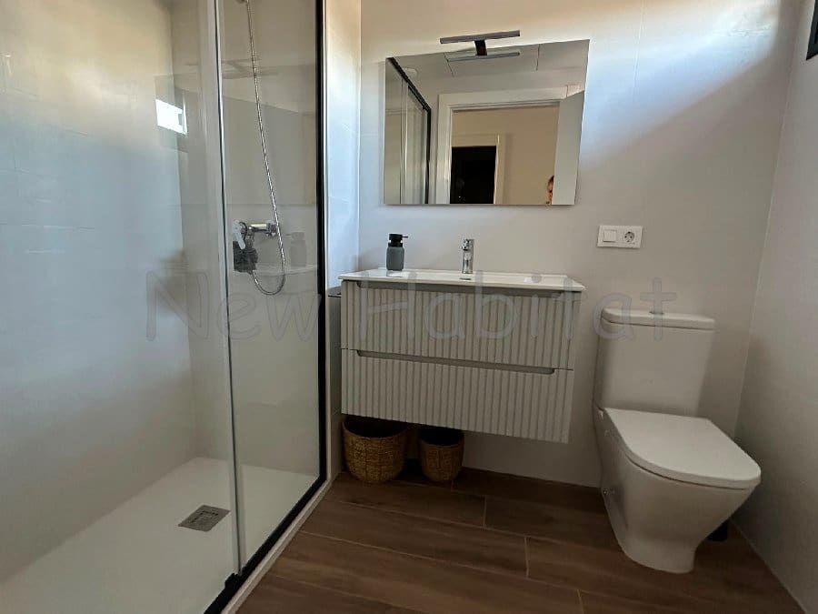 4 soverom Kjedet enebolig til leie i Castello de la Plana med svømmebasseng garasje - € 2 500 (Ref: 9952869)