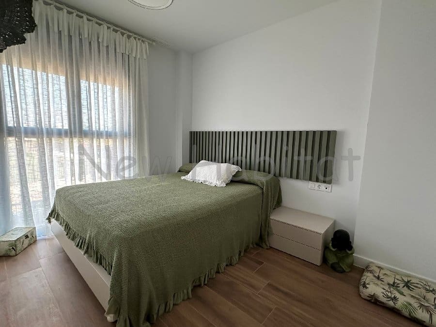 4 soverom Kjedet enebolig til leie i Castello de la Plana med svømmebasseng garasje - € 2 500 (Ref: 9952869)