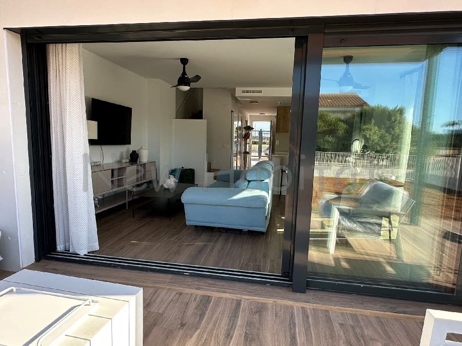 4 soverom Kjedet enebolig til leie i Castello de la Plana med svømmebasseng garasje - € 2 500 (Ref: 9952869)