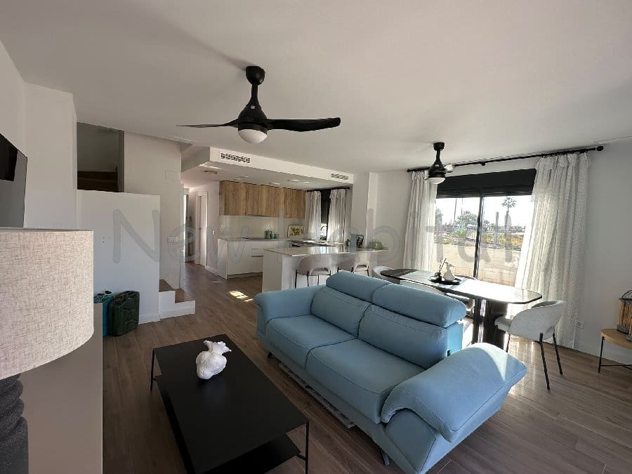 4 soverom Kjedet enebolig til leie i Castello de la Plana med svømmebasseng garasje - € 2 500 (Ref: 9952869)