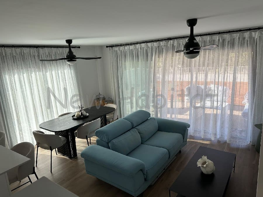 4 soverom Kjedet enebolig til leie i Castello de la Plana med svømmebasseng garasje - € 2 500 (Ref: 9952869)