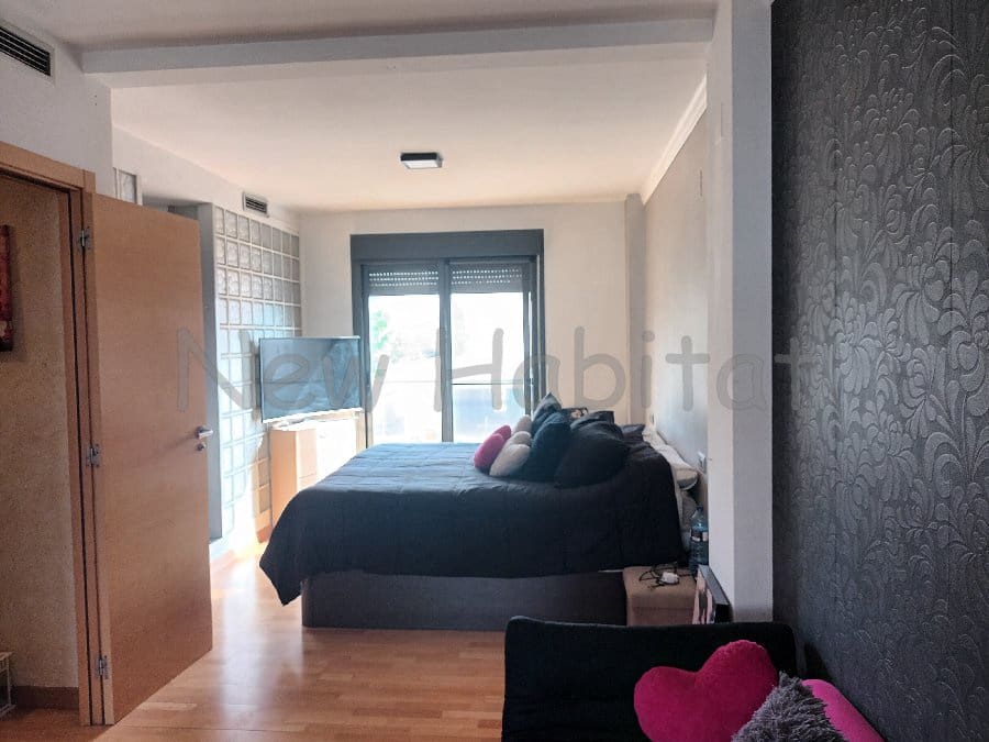 4 soverom Rekkehus til salgs i Castello de la Plana med svømmebasseng - € 557 000 (Ref: 9956654)