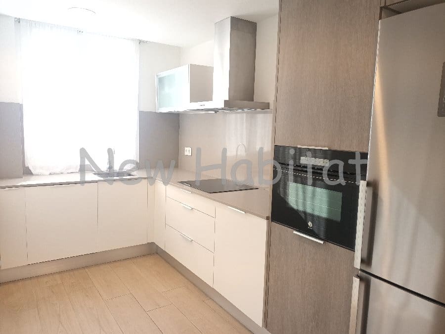 3 bedroom Flat for sale in Castello de la Plana with pool garage - € 270,000 (Ref: 9956655)