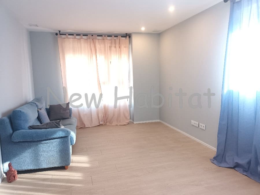 3 bedroom Flat for sale in Castello de la Plana with pool garage - € 270,000 (Ref: 9956655)