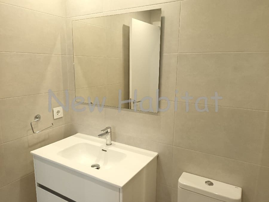 3 bedroom Flat for sale in Castello de la Plana with pool garage - € 270,000 (Ref: 9956655)